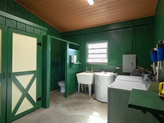 $4,395,000 | 8070 West Highway 326, Ocala, FL 34482