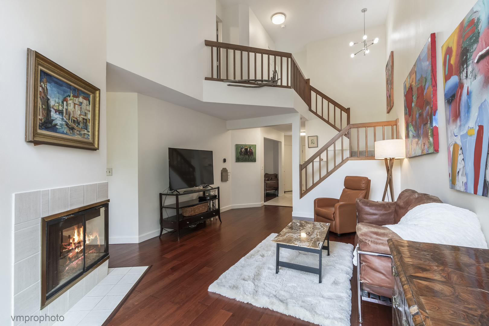 900 Shoreline Road Lake Barrington, IL 60010 - Photo 21 of 43 Gallery Image 21
