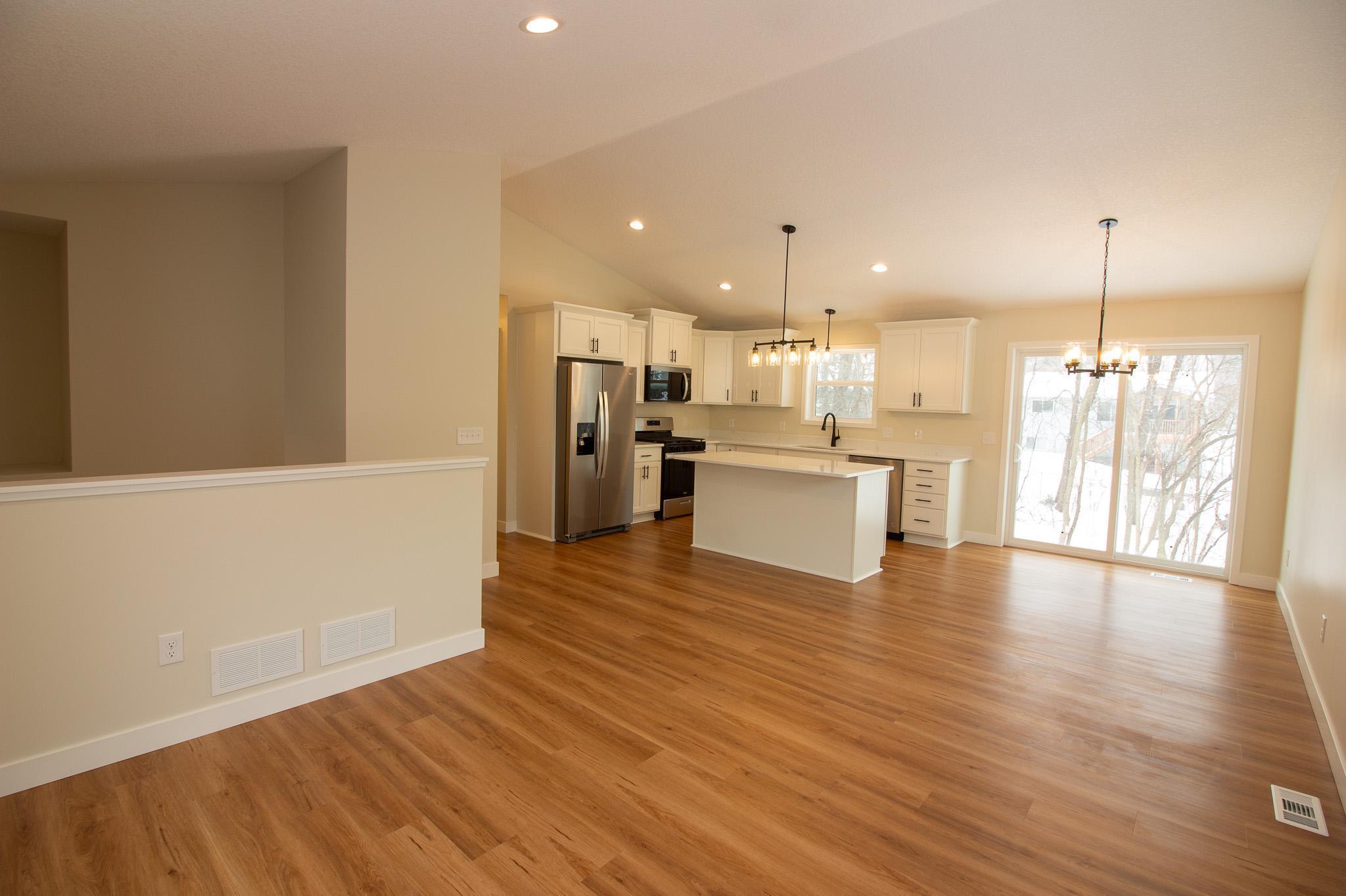 1105 2nd Street Southeast Faribault, MN 55021 - Photo 5 of 27