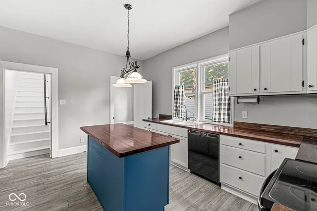 $465,000 | 526 South Union Street, Westfield, IN 46074