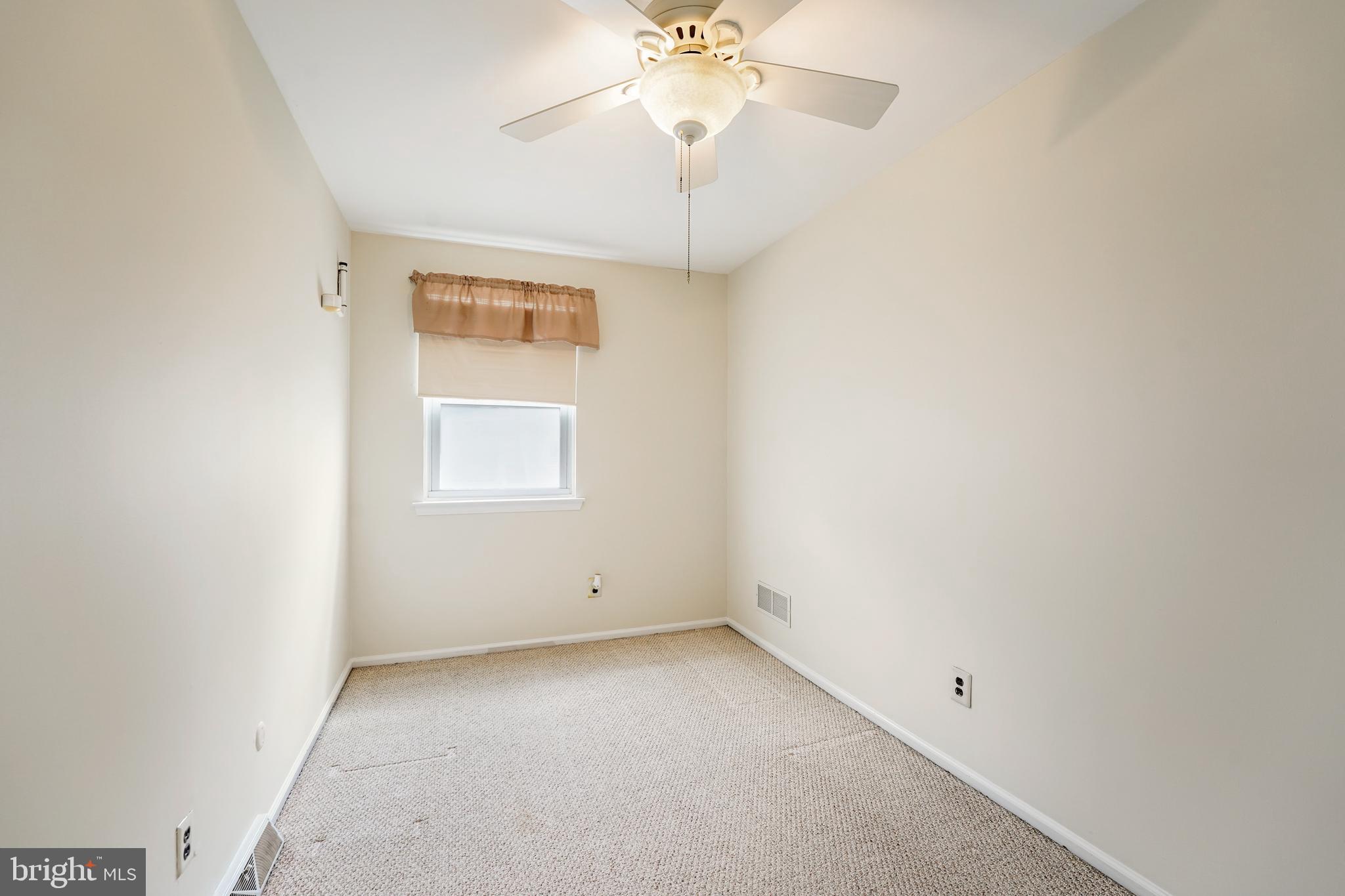 208 Rively Avenue Collingdale, PA 19023 - Photo 24 of 37 Gallery Image 24