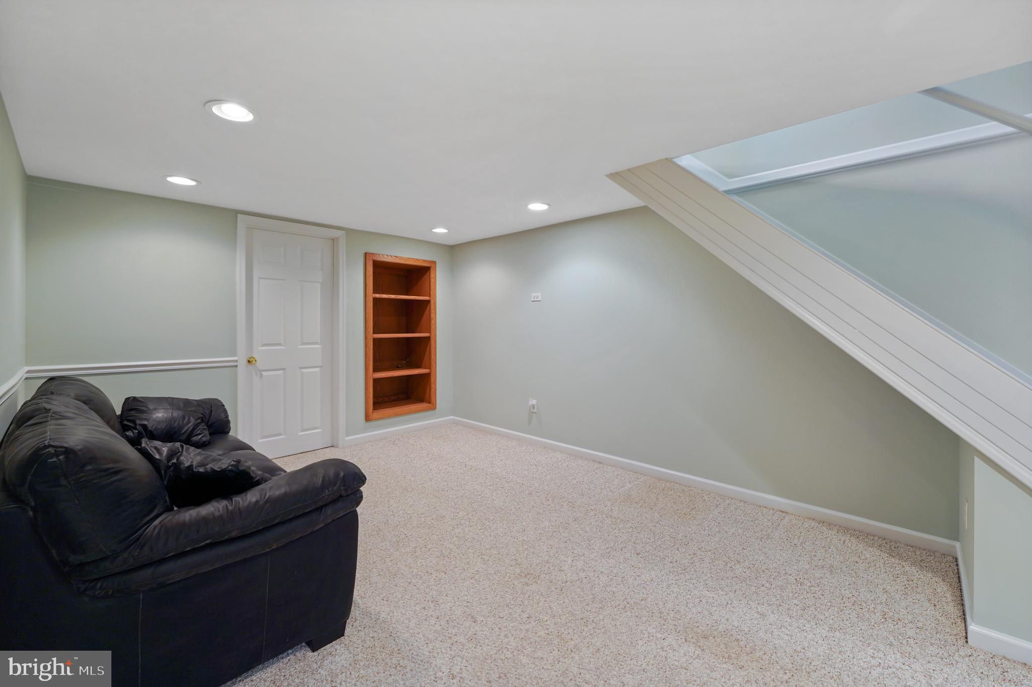 208 Rively Avenue Collingdale, PA 19023 - Photo 31 of 37 Gallery Image 31