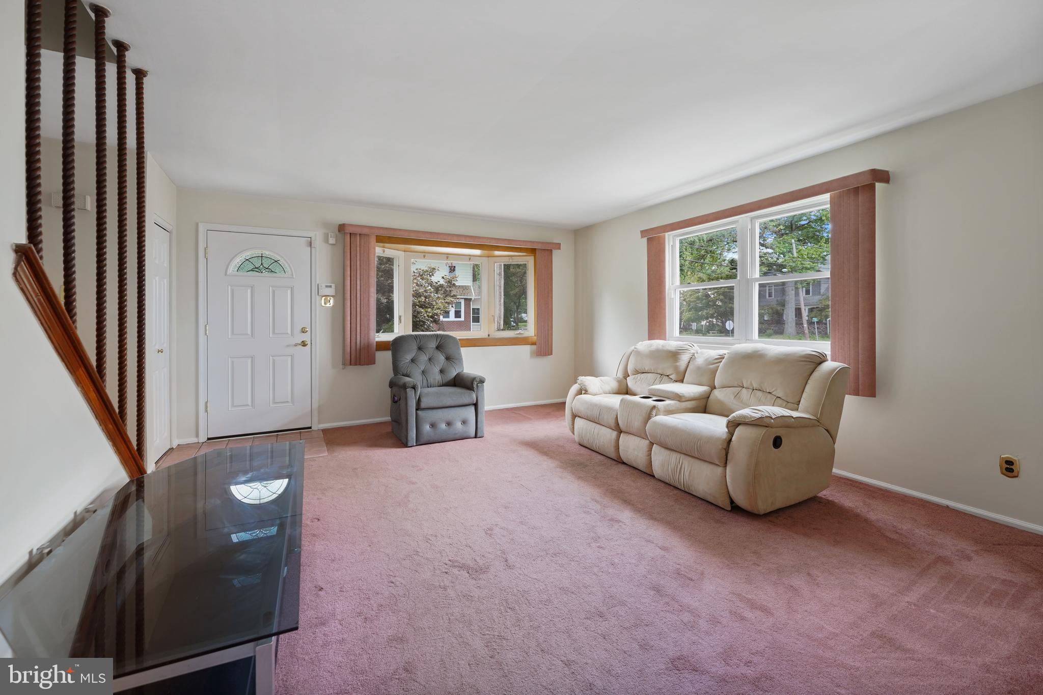 208 Rively Avenue Collingdale, PA 19023 - Photo 5 of 37 Gallery Image 5