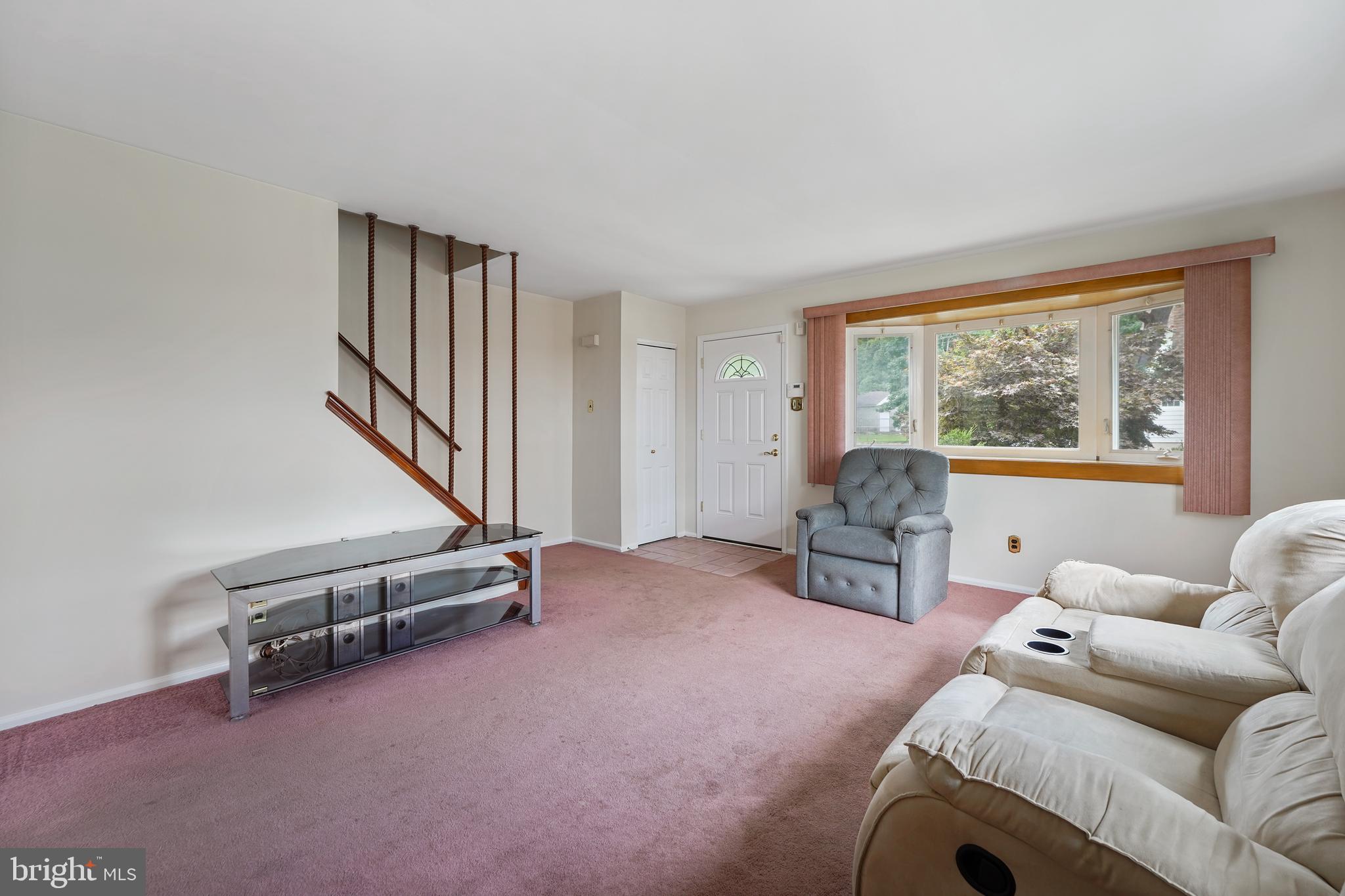 208 Rively Avenue Collingdale, PA 19023 - Photo 7 of 37 Gallery Image 7