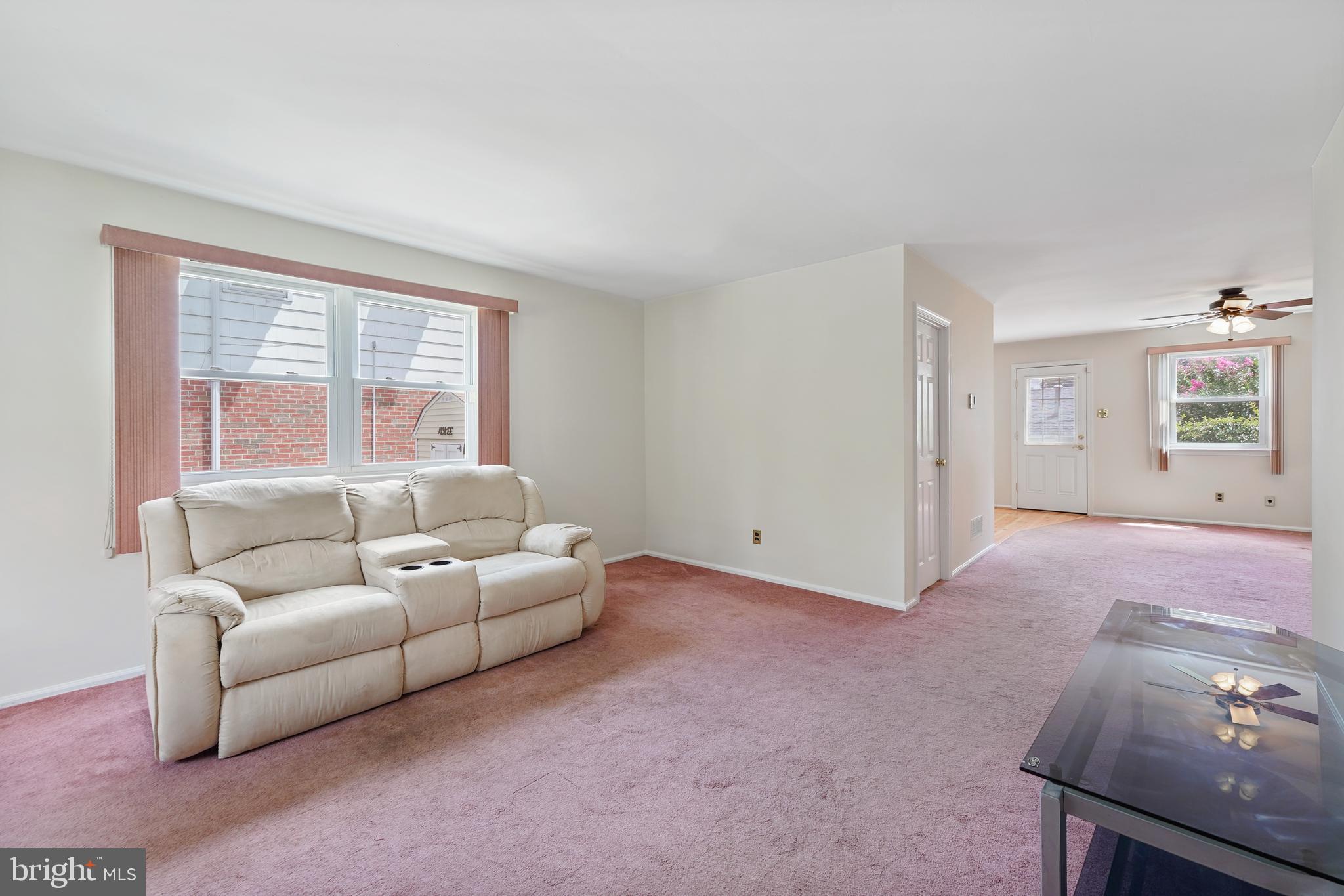 208 Rively Avenue Collingdale, PA 19023 - Photo 8 of 37 Gallery Image 8