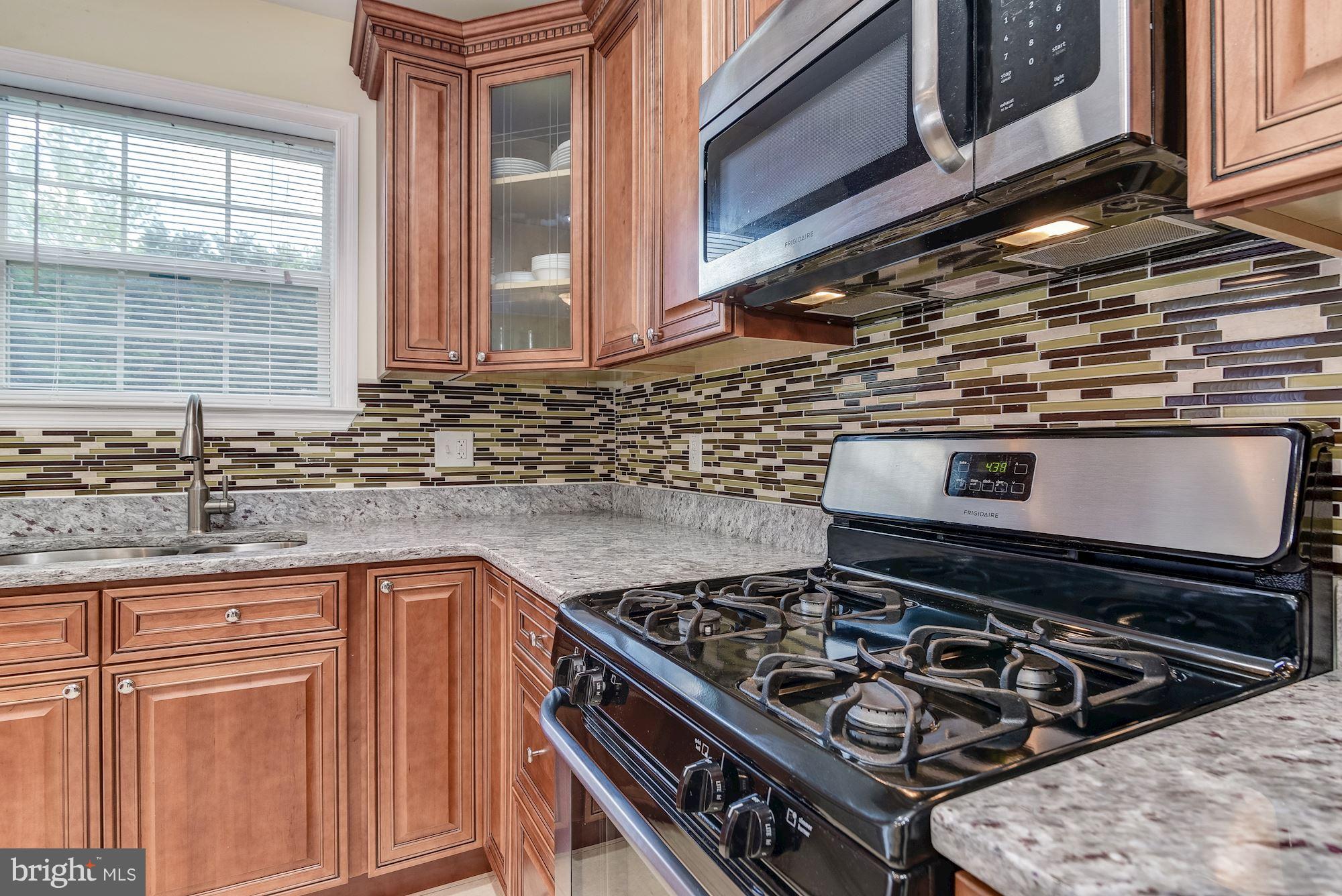 1506 Gleason Street Silver Spring, MD 20902 - Photo 10 of 30 Kitchen
