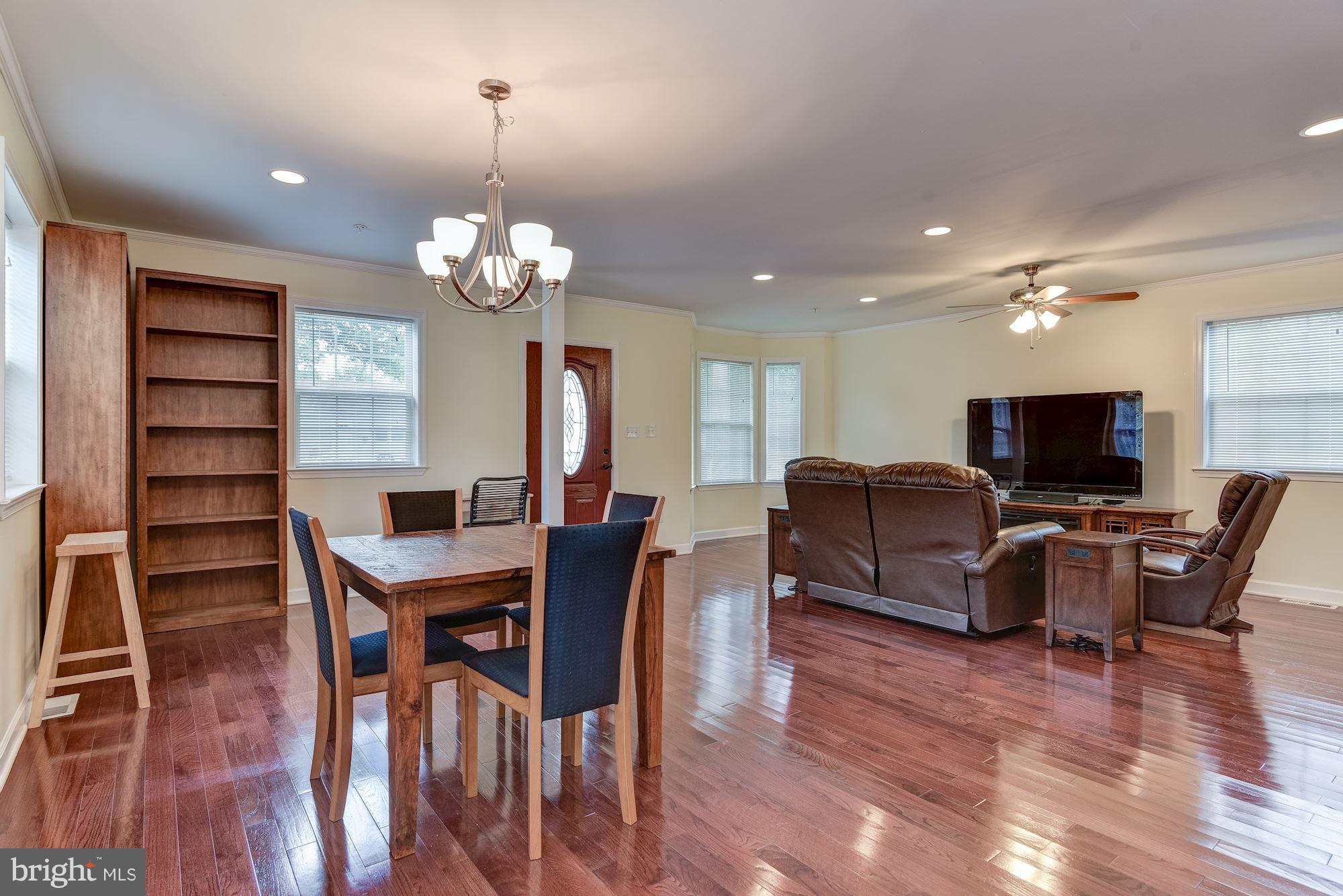 1506 Gleason Street Silver Spring, MD 20902 - Photo 4 of 30 Interior (General)