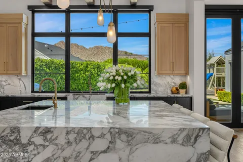 $6,250,000 | 6238 East Calle Rosa, Scottsdale, AZ 85251