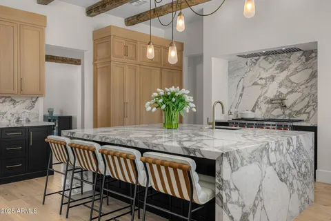 $6,250,000 | 6238 East Calle Rosa, Scottsdale, AZ 85251