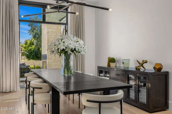 $6,250,000 | 6238 East Calle Rosa, Scottsdale, AZ 85251