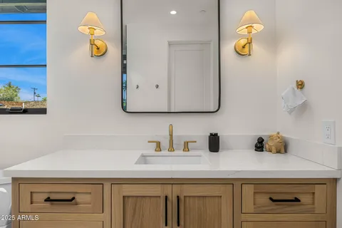 $6,250,000 | 6238 East Calle Rosa, Scottsdale, AZ 85251