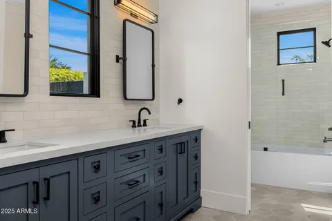 $6,250,000 | 6238 East Calle Rosa, Scottsdale, AZ 85251