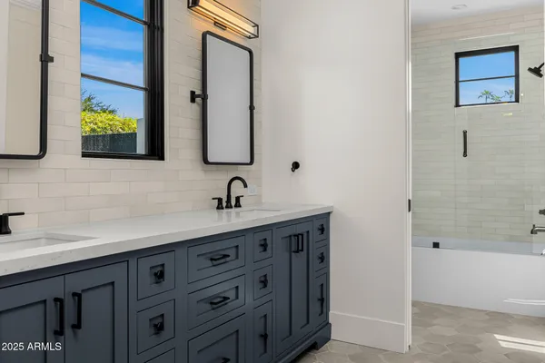 $6,250,000 | 6238 East Calle Rosa, Scottsdale, AZ 85251