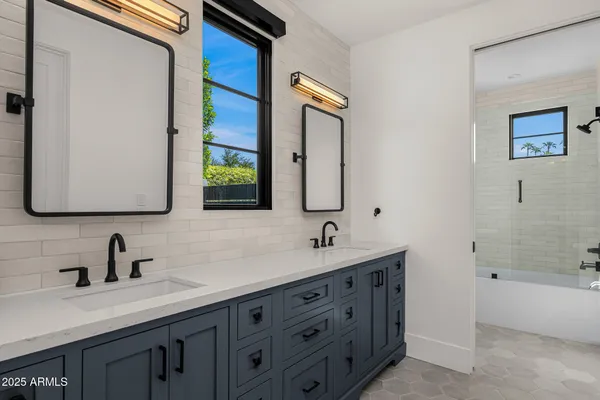 $6,250,000 | 6238 East Calle Rosa, Scottsdale, AZ 85251