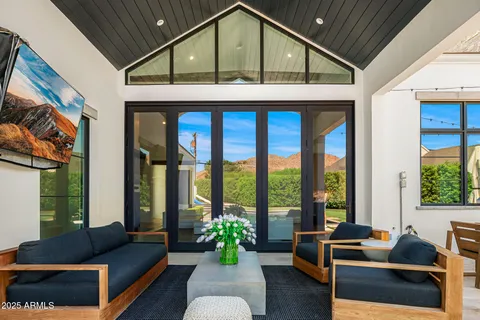 $6,250,000 | 6238 East Calle Rosa, Scottsdale, AZ 85251