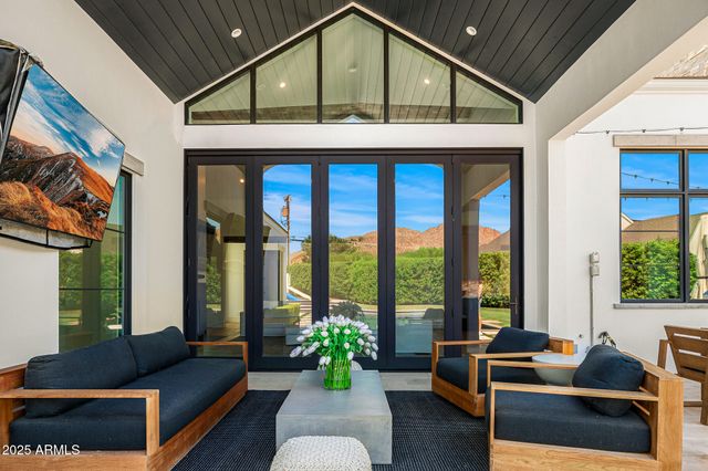 $6,250,000 | 6238 East Calle Rosa, Scottsdale, AZ 85251