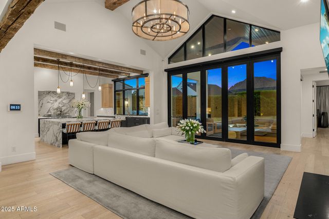 $6,250,000 | 6238 East Calle Rosa, Scottsdale, AZ 85251
