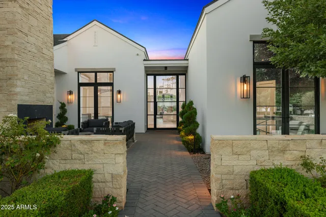 $6,250,000 | 6238 East Calle Rosa, Scottsdale, AZ 85251