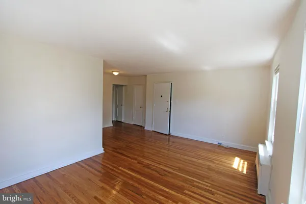 $1,195 | 139 West Tulpehocken Street, Unit H2, Philadelphia, PA 19144