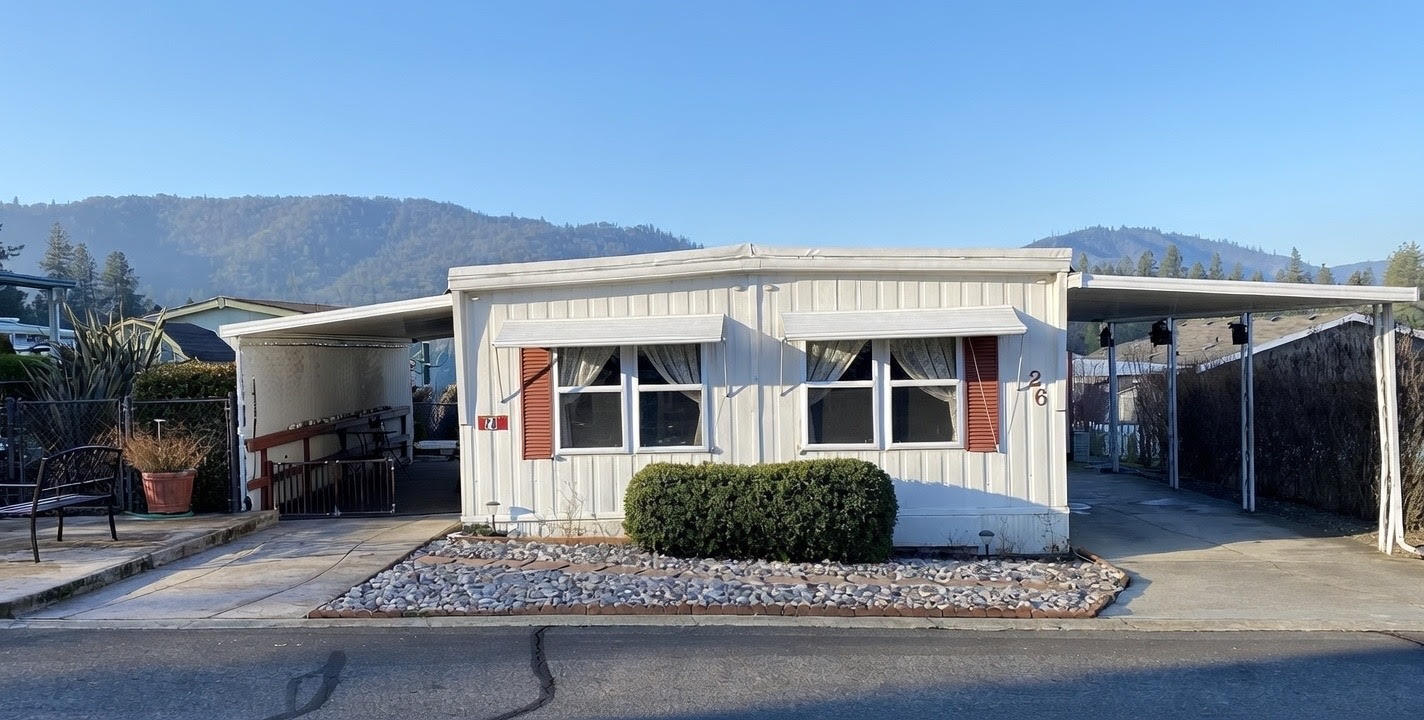 8401 Old Stage Road, Unit 26 Central Point, OR 97502 - Photo 14 of 41 8401