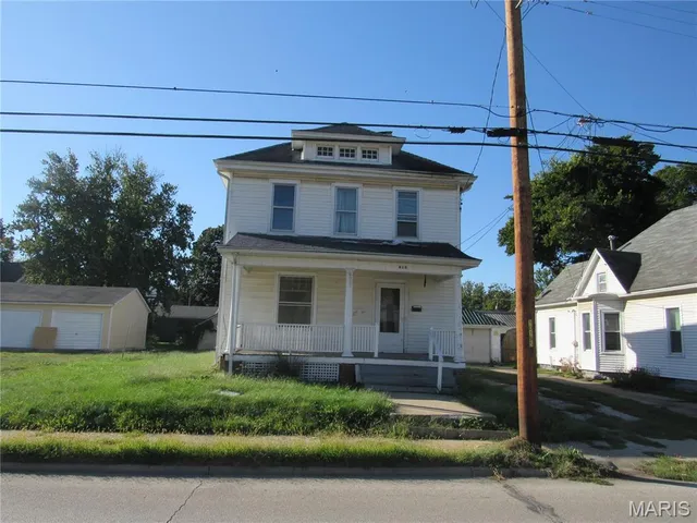 $19,900 | 615 West Lafayette Avenue, Jacksonville, IL 62650