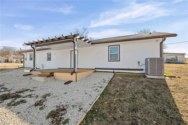 $280,000 | 710 Grant Street, Buckner, MO 64016