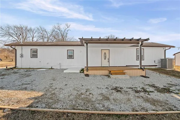 $280,000 | 710 Grant Street, Buckner, MO 64016