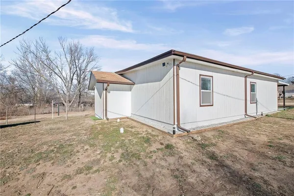 $280,000 | 710 Grant Street, Buckner, MO 64016