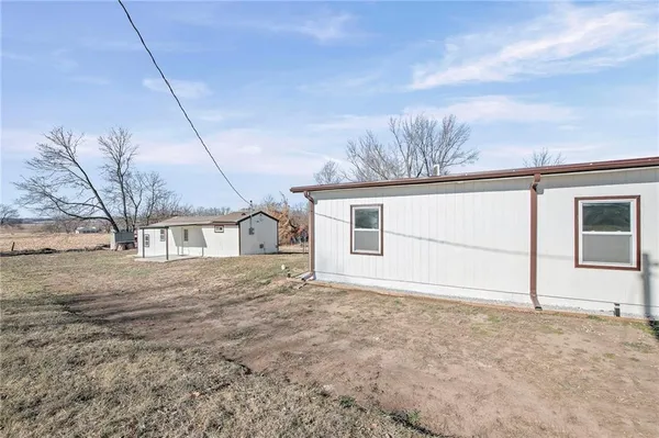 $280,000 | 710 Grant Street, Buckner, MO 64016