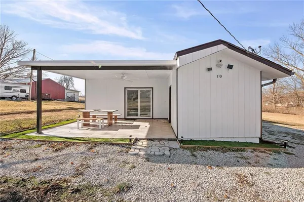 $280,000 | 710 Grant Street, Buckner, MO 64016