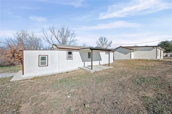 $280,000 | 710 Grant Street, Buckner, MO 64016