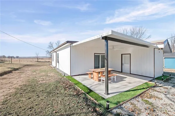$280,000 | 710 Grant Street, Buckner, MO 64016