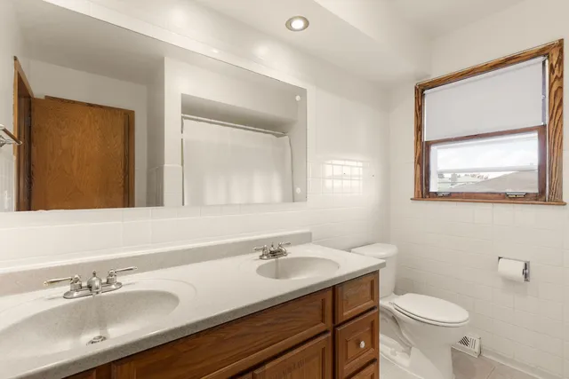 $493,900 | 8556 North Oriole Avenue, Niles, IL 60714