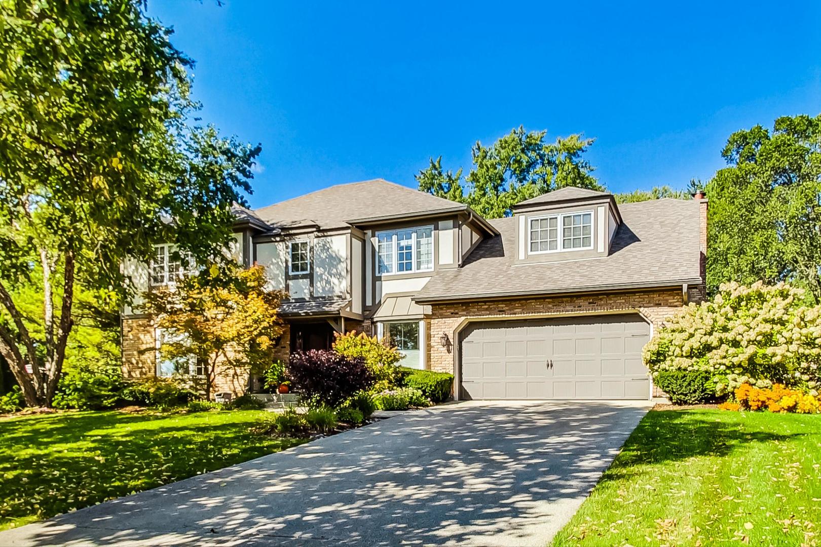 549 60th Place Burr Ridge, IL 60527 - Photo 2 of 66 Gallery Image 2