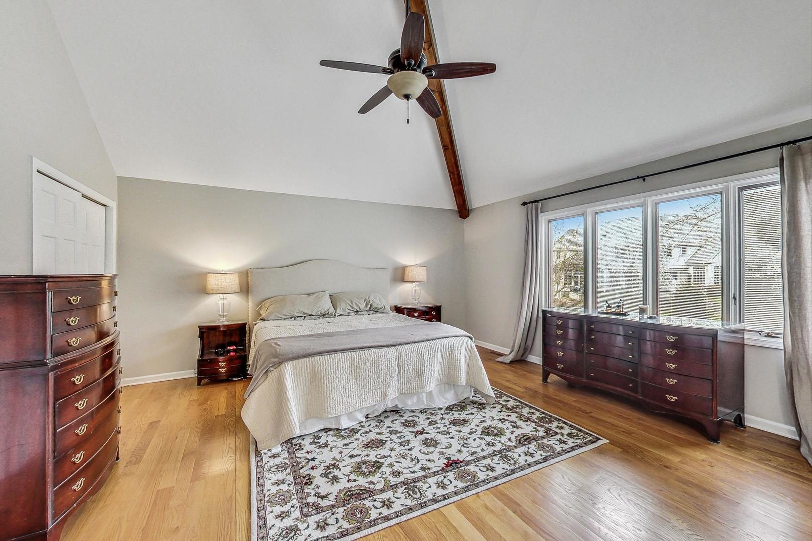 549 60th Place Burr Ridge, IL 60527 - Photo 28 of 66 Gallery Image 28
