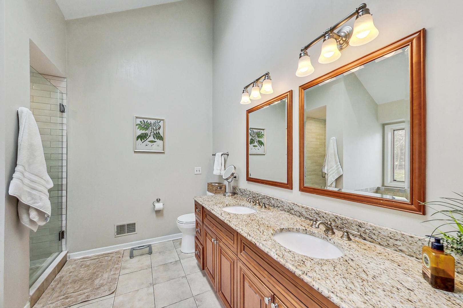 549 60th Place Burr Ridge, IL 60527 - Photo 31 of 66 Gallery Image 31