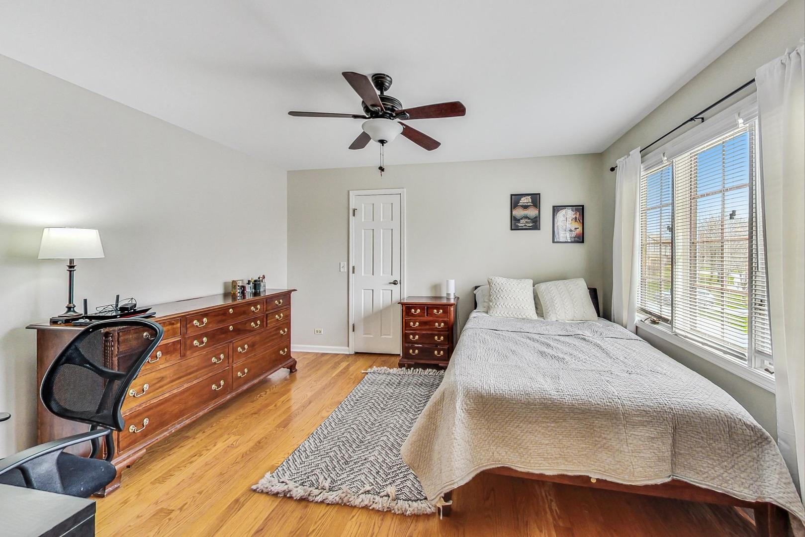 549 60th Place Burr Ridge, IL 60527 - Photo 44 of 66 Gallery Image 44