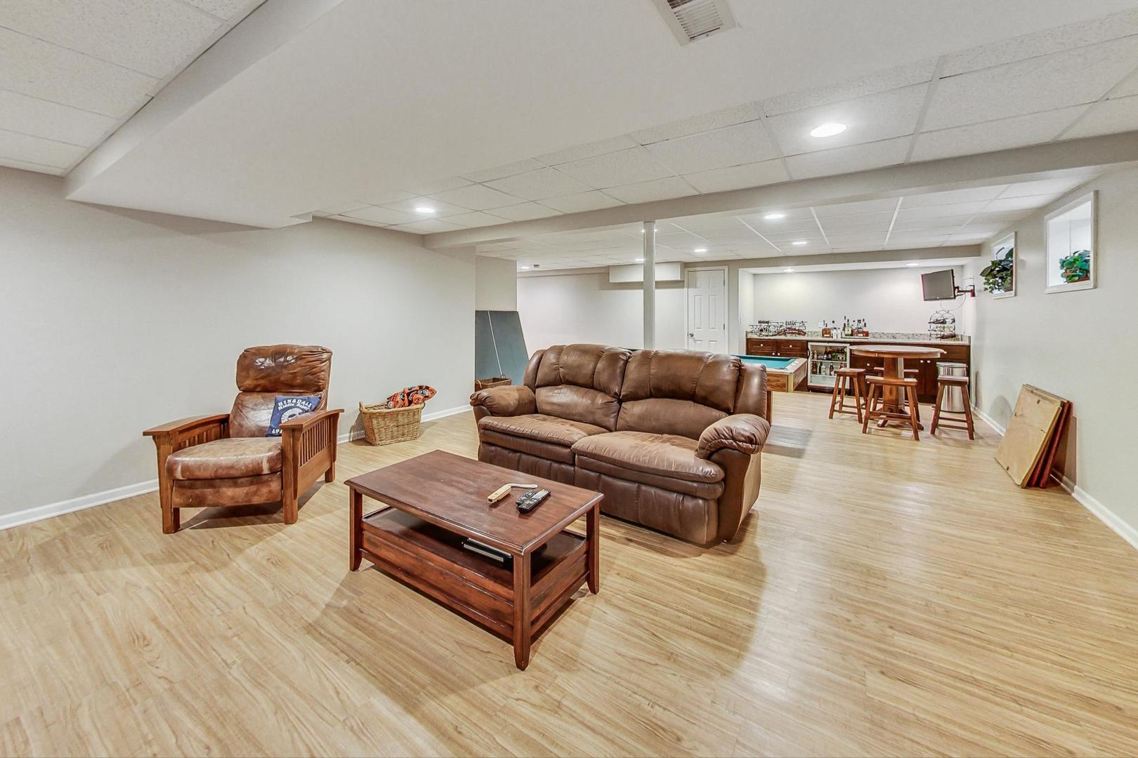 549 60th Place Burr Ridge, IL 60527 - Photo 47 of 66 Gallery Image 47
