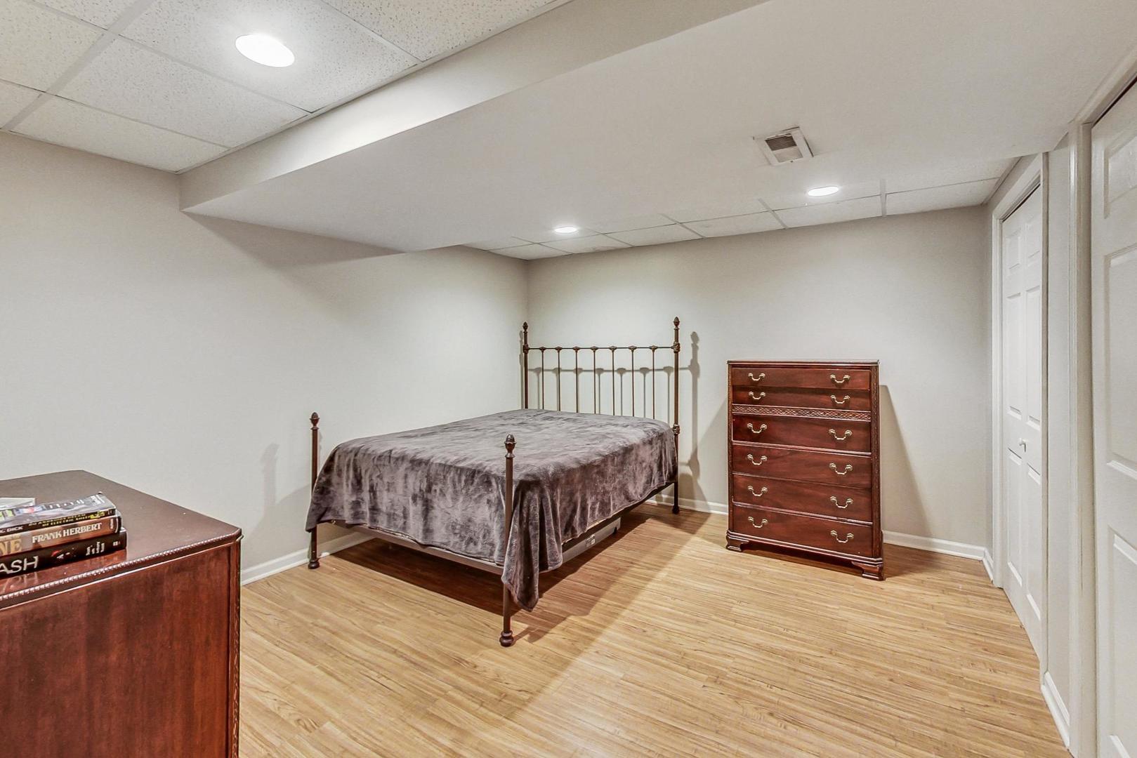 549 60th Place Burr Ridge, IL 60527 - Photo 52 of 66 Gallery Image 52