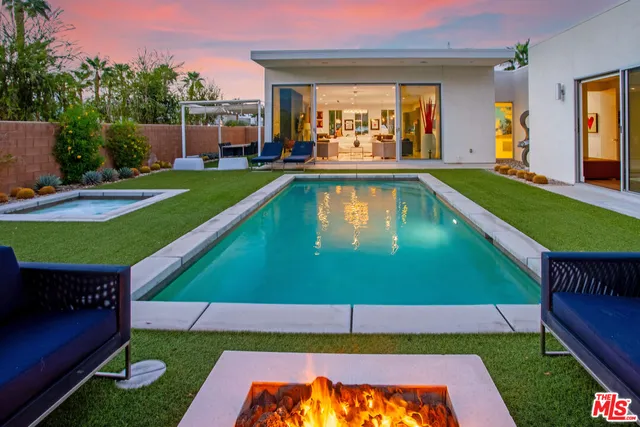 $1,695,000 | 4304 Vantage Lane, Palm Springs, CA 92262