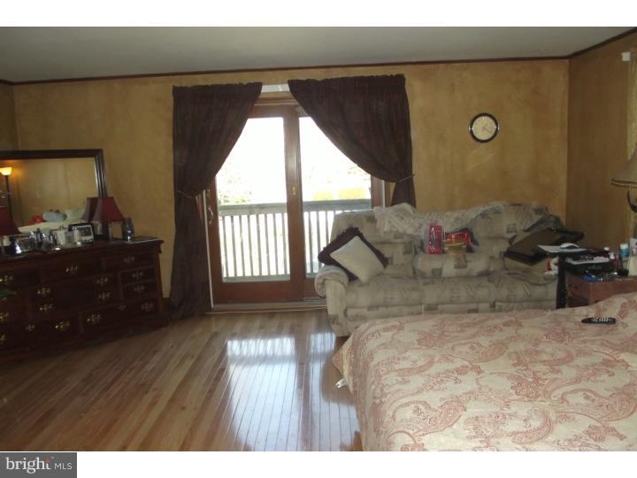2429 Park Road Warrington, PA 18976 - Photo 11 of 25 Gallery Image 11