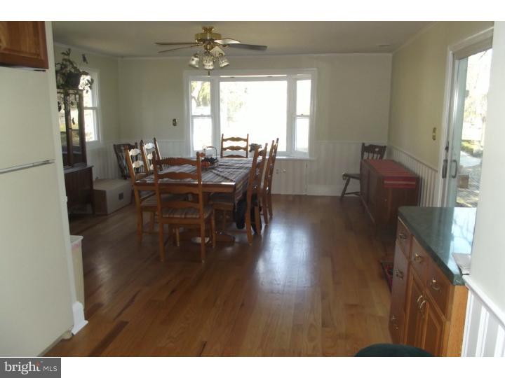 2429 Park Road Warrington, PA 18976 - Photo 5 of 25 Gallery Image 5
