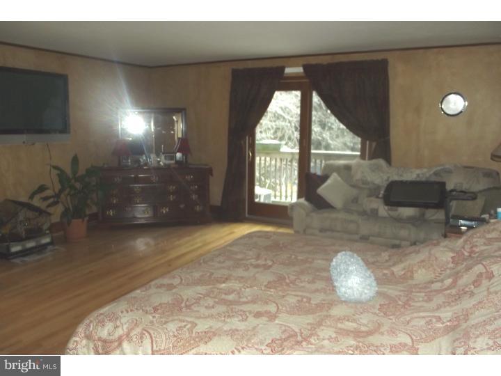 2429 Park Road Warrington, PA 18976 - Photo 10 of 25 Gallery Image 10