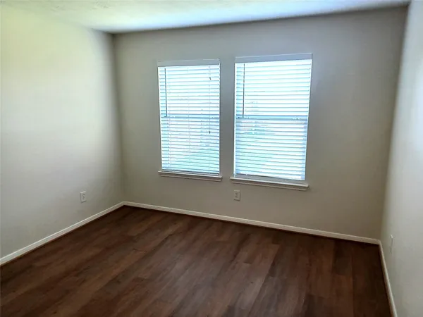 $2,300 | 13414 Beechglen Lane, Houston, TX 77083