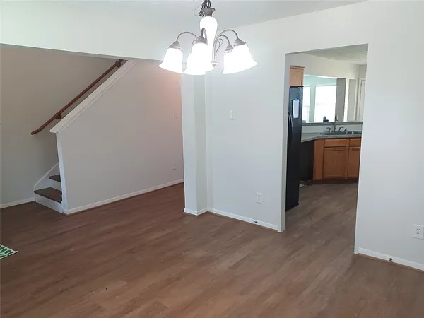 $2,300 | 13414 Beechglen Lane, Houston, TX 77083