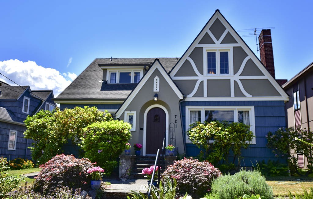 721 North 47th Street Seattle, WA 98103 - Photo 1 of 25