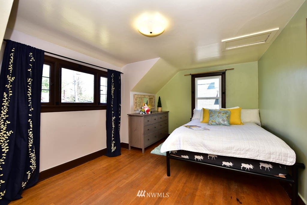 721 North 47th Street Seattle, WA 98103 - Photo 19 of 25