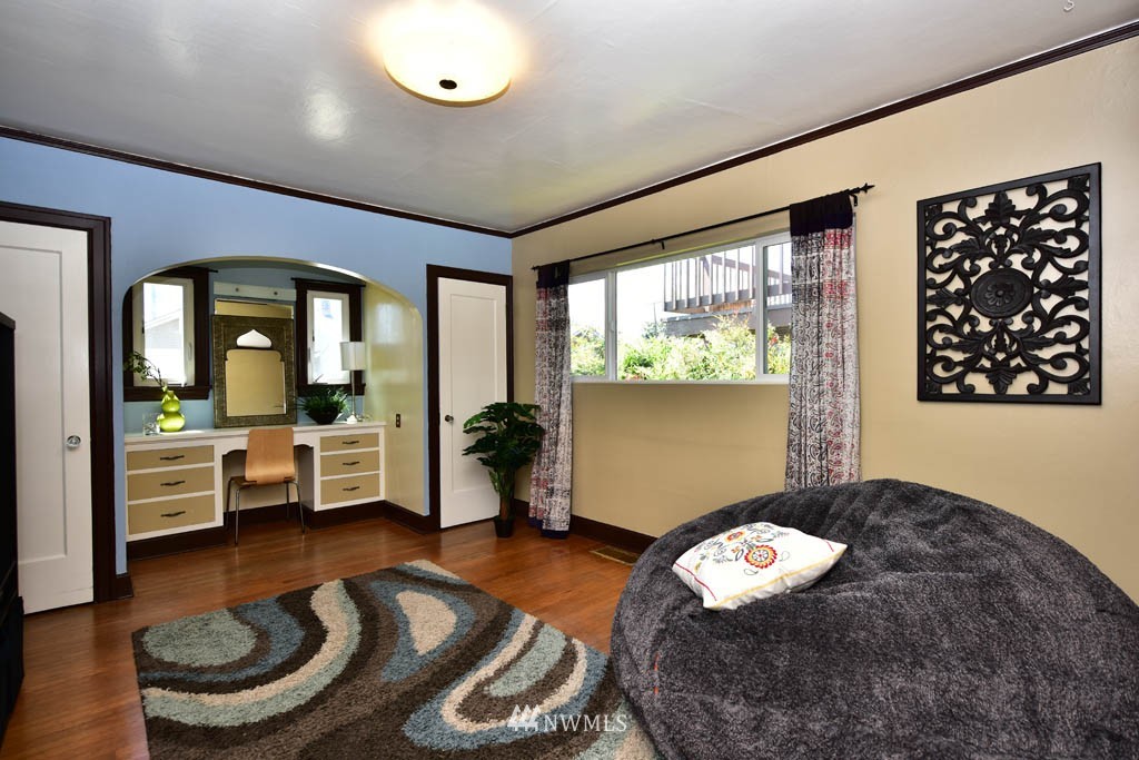 721 North 47th Street Seattle, WA 98103 - Photo 20 of 25