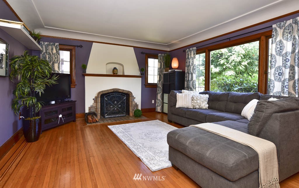721 North 47th Street Seattle, WA 98103 - Photo 5 of 25