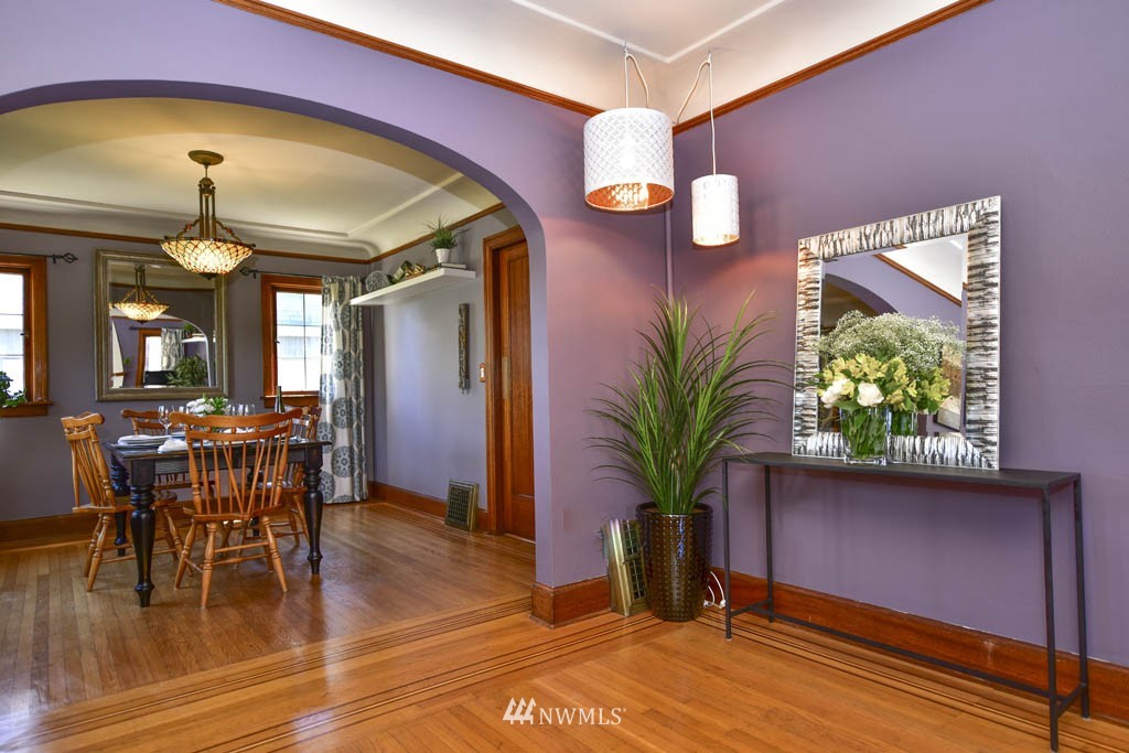 721 North 47th Street Seattle, WA 98103 - Photo 6 of 25